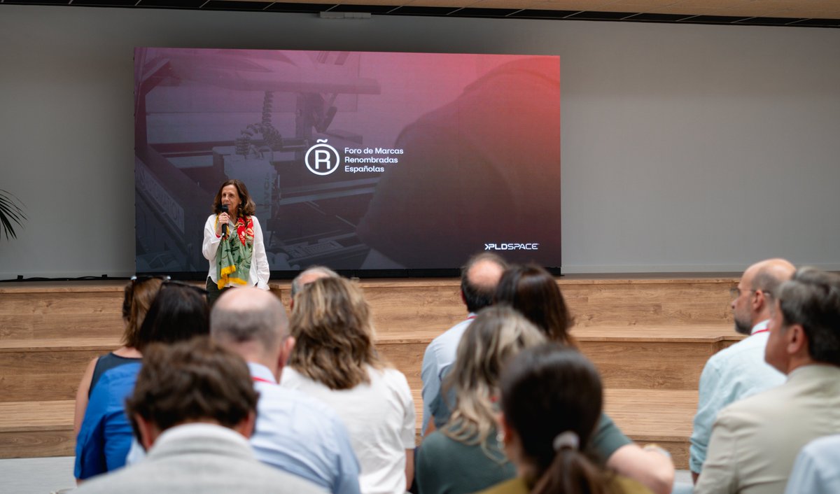 PLD_Space's tweet image. ✨ Hoy hemos tenido el honor de recibir al Foro de Marcas Renombradas Españolas (@BrandsofSpain) en nuestra sede central en Elche. Cerca de 60 miembros de esta organización, a la que PLD Space pertenece desde 2024, han tenido la oportunidad de conocer nuestra misión y visión de…