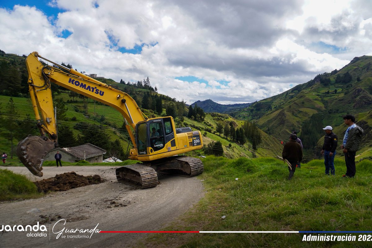 🚜 Avanza la ampliación y rectificación de la vía Simiátug – Mindina – Cascarillas
Una arteria vital para el desarrollo económico y social de nuestras comunidades, que conecta y une territorios, impulsando la productividad y el bienestar.

#ConLaGenteSiempre