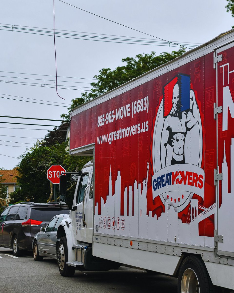NJGreatMovers1's tweet image. 📦💪 From front door to fully loaded—our crew delivers The Perfect Move every time.

This isn’t just moving—it’s a system:
➡️ Items wrapped and secured
➡️ Boxes sorted and stacked
➡️ Everything loaded with care and precision

 #nycmovers #njmovers #ctmovers #theperfectmove