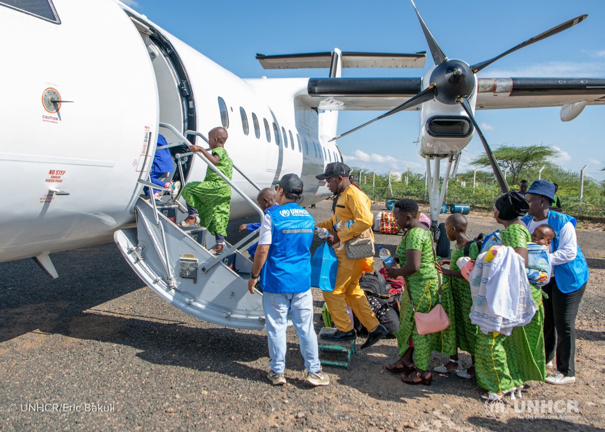 UNHCR_Kenya's tweet image. Many refugees wish to return home.
In 2025 alone, UNHCR Kenya has assisted some 670 refugees so far to return home through voluntary repatriation.
On #WorldRefugeeDay, we call for peace and more durable solutions.