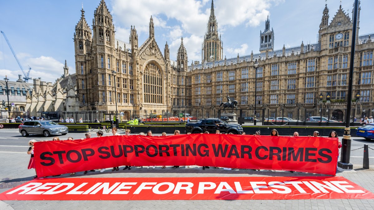 Red line after red line has been crossed in Gaza. Schools bombed. Children killed. Aid centres turned into killing grounds.
 
More than half of Britons oppose Israel's merciless war. So we’re drawing a red line - and we won’t stop until the atrocities end. SHARE. #RedLineForGaza