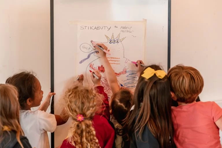MK_Gallery's tweet image. Calling all young creatives! ✨🎨
Our weekly afterschool Art Club positively nurtures the artistic ambitions of 5-11 year-olds.
Learn more and book now by heading to the link in our bio 📲
#artclub #afterschoolclub #workshop #miltonkeynes #mkgallery