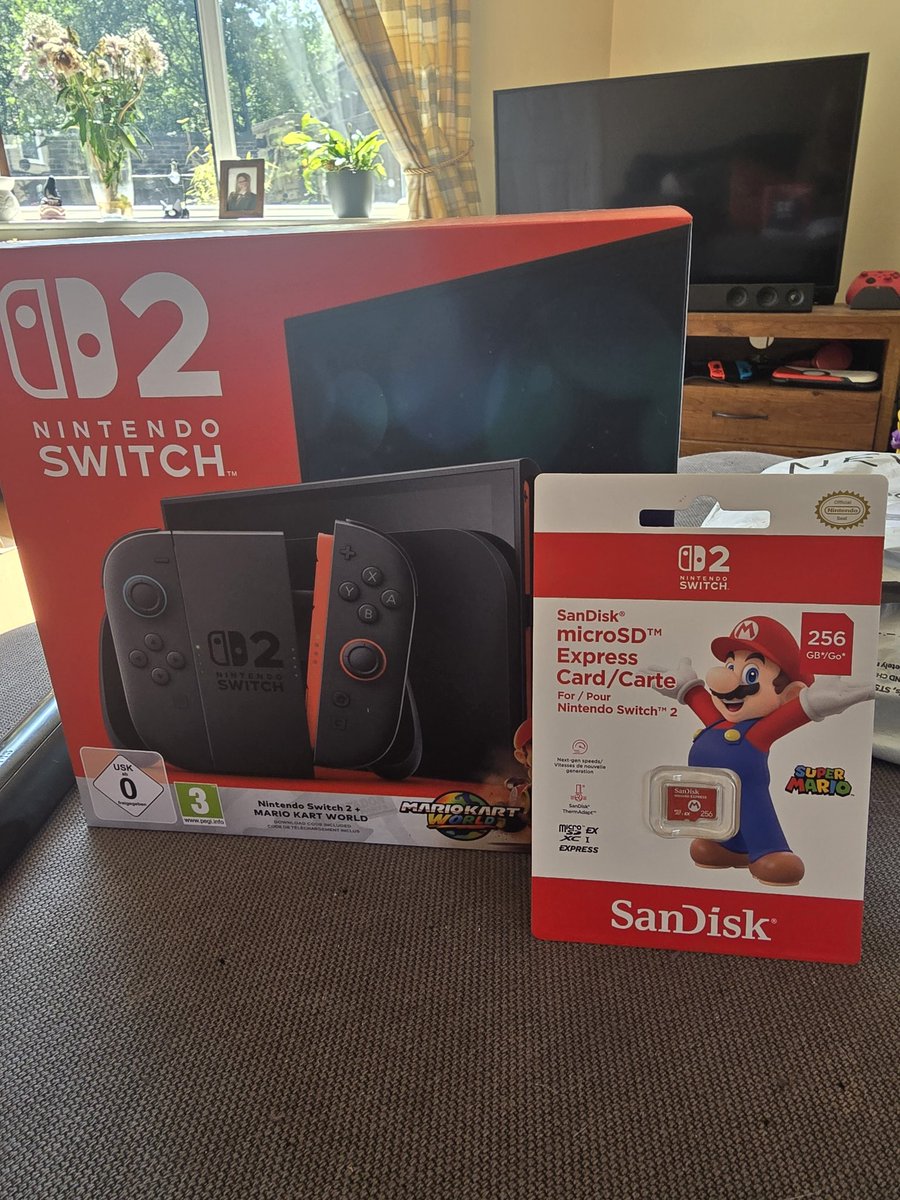Dinky_Dee's tweet photo. New toy! 
#nintendo #NintendoSwitch2 #switch2 #newconsole #NintendoSwitchOnline #newtoy https://t.co/VayFKWCREw