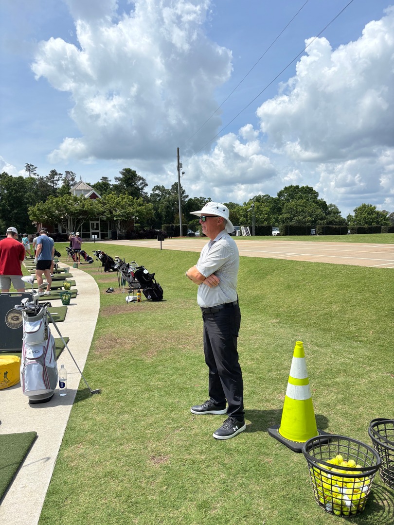 Want to level up your game? The UGA Golf Course offers lessons with PGA pros John Crumbley and Clint Udell! Whether you're improving solo or with friends, you can sharpen your putting, chipping, or driving skills. Visit golfcourse.uga.edu/instruction/ to book your lesson today. ⛳️