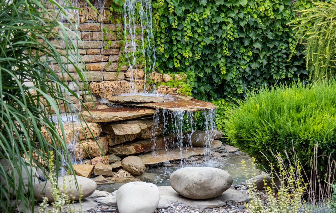 ValleyRedwood's tweet photo. 🌿 Check out our latest blog to explore the benefits and get inspired:
🔗 https://t.co/vY9WLjUoqN

📍 Visit us in Sacramento or call 916-334-9500

#Landscaping #NaturalStone #DecorativeRock #SacramentoLandscaping #ValleyRedwood #OutdoorLiving https://t.co/tRCMMAHZcy