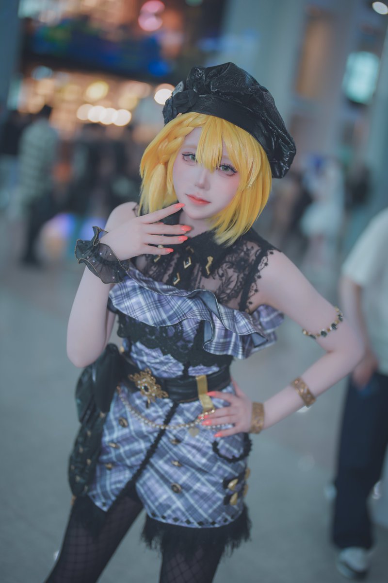 후레후레

#デレマス #宮本フレデリカ #コスプレ
