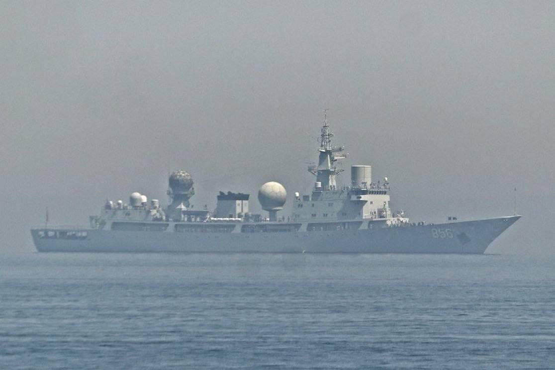 🇨🇳 Reports pop up that two Chinese warships, including a radio-electronic reconnaissance ship, have entered the Persian Gulf.