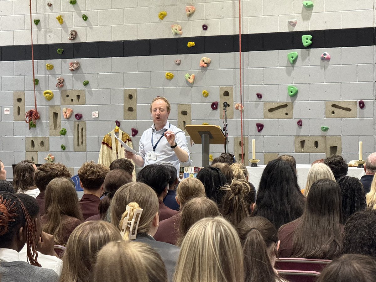 Leeds Diocesan Youth Service (@leedsdys) on Twitter photo It’s been a fun day at <a href="/sbsjcc/">SBSJ Catholic College</a> for our Lourdes Pre-Departure Day!! 🤩💛💙
Thanks to Tom from <a href="/DOLMusic/">Diocese of Leeds Music</a> for coming along to teach us some of the Mass parts for our pilgrimage! 😊🙏
#ldys #lourdes #LeedstoLourdes #JubileeYear2025 #dioceseofleeds It’s been a fun day at <a href="/sbsjcc/">SBSJ Catholic College</a> for our Lourdes Pre-Departure Day!! 🤩💛💙
Thanks to Tom from <a href="/DOLMusic/">Diocese of Leeds Music</a> for coming along to teach us some of the Mass parts for our pilgrimage! 😊🙏
#ldys #lourdes #LeedstoLourdes #JubileeYear2025 #dioceseofleeds