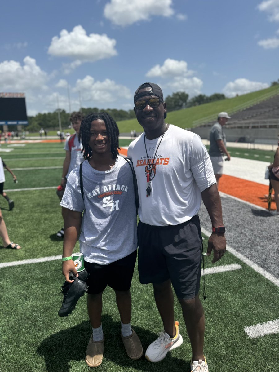 JadonAlexa27960's tweet image. Great day at @SamHoustonState camp 
@EddieCa73992124 @CoachOBrantley @TheCoachGordon @jacobmorrow39 @31_CoachFAL
