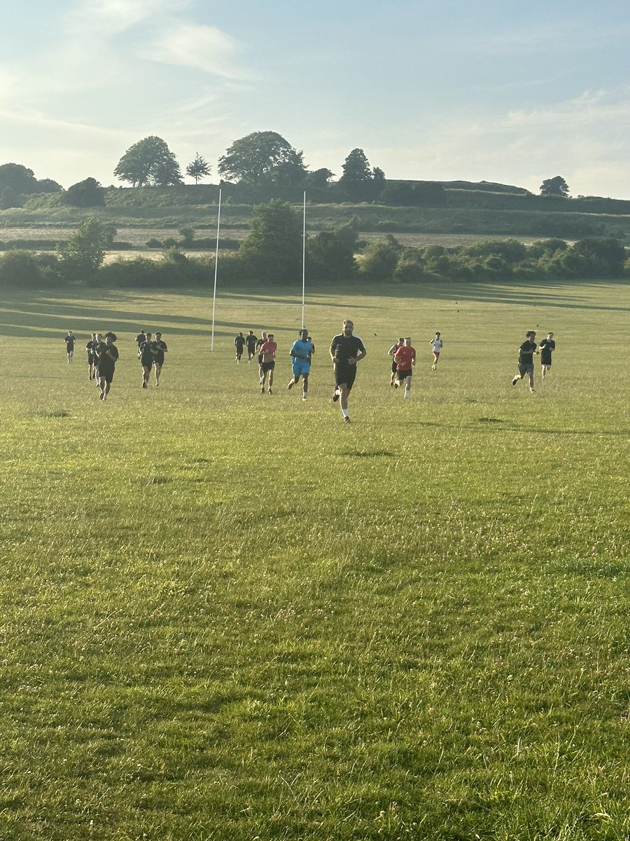 BemertonHeathFC's tweet photo. And so it begins with pre-season training https://t.co/Ssh3zoEXSg