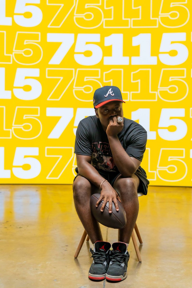 Happy Birthday <a href="/jetervideovault/">Jeter</a> from Coach Mathis and the whole DeSoto Football program!  #DeSotoU