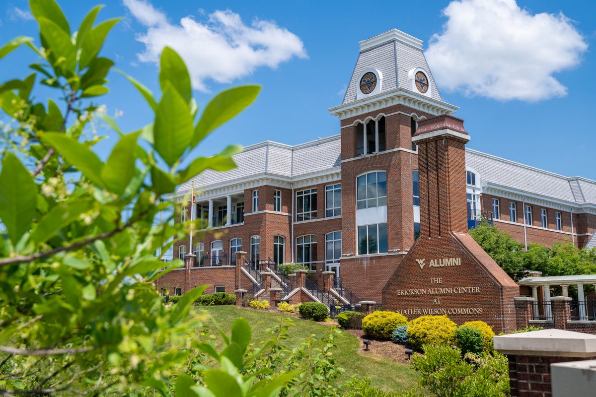 WVUAlumniAssoc's tweet image. Today is our birthday! 🎂Thank you to our loyal alumni for making the WVU Alumni Association a lifelong community built on pride, purpose, and people. 💛💙