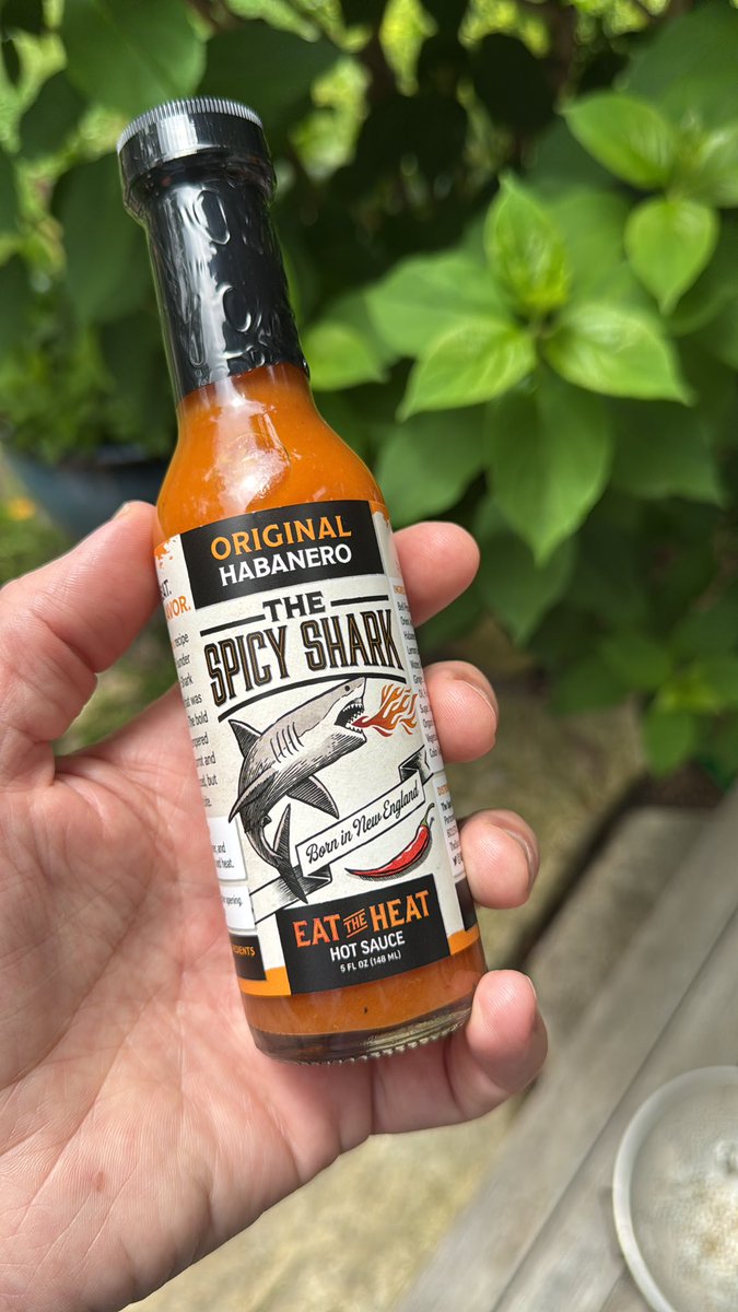 Just got some hot sauce from <a href="/thespicyshark/">The Spicy Shark</a> and it’s delicious!!!