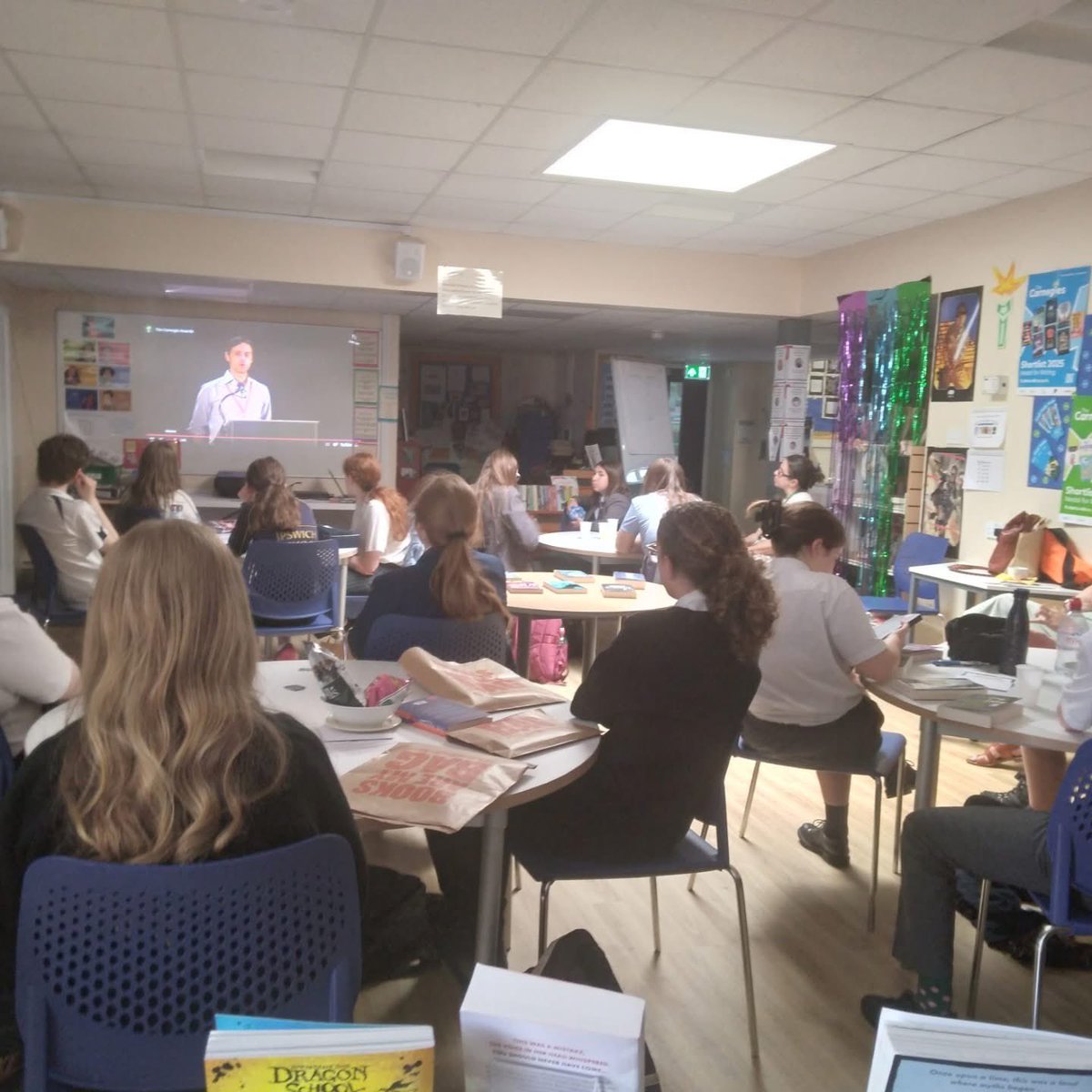 Thomas Mills High School and Sixth Form Library tweet media