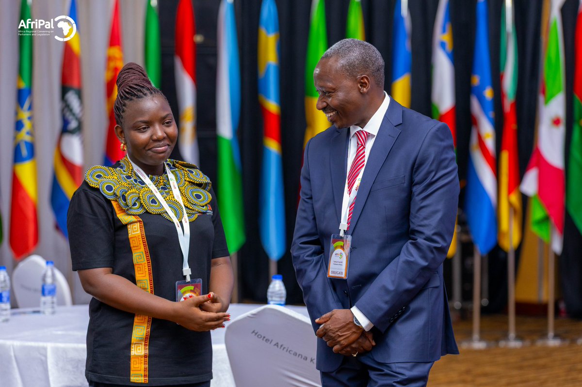 DEInitiative_'s tweet photo. The Usisi Amandla Fellows have been engaging with key policy actors at the #AFRIPAL2025. Engagements like these are instrumental in understanding the policy process and sharing practical experiences with the Fellows. https://t.co/uvn8WIq4rw