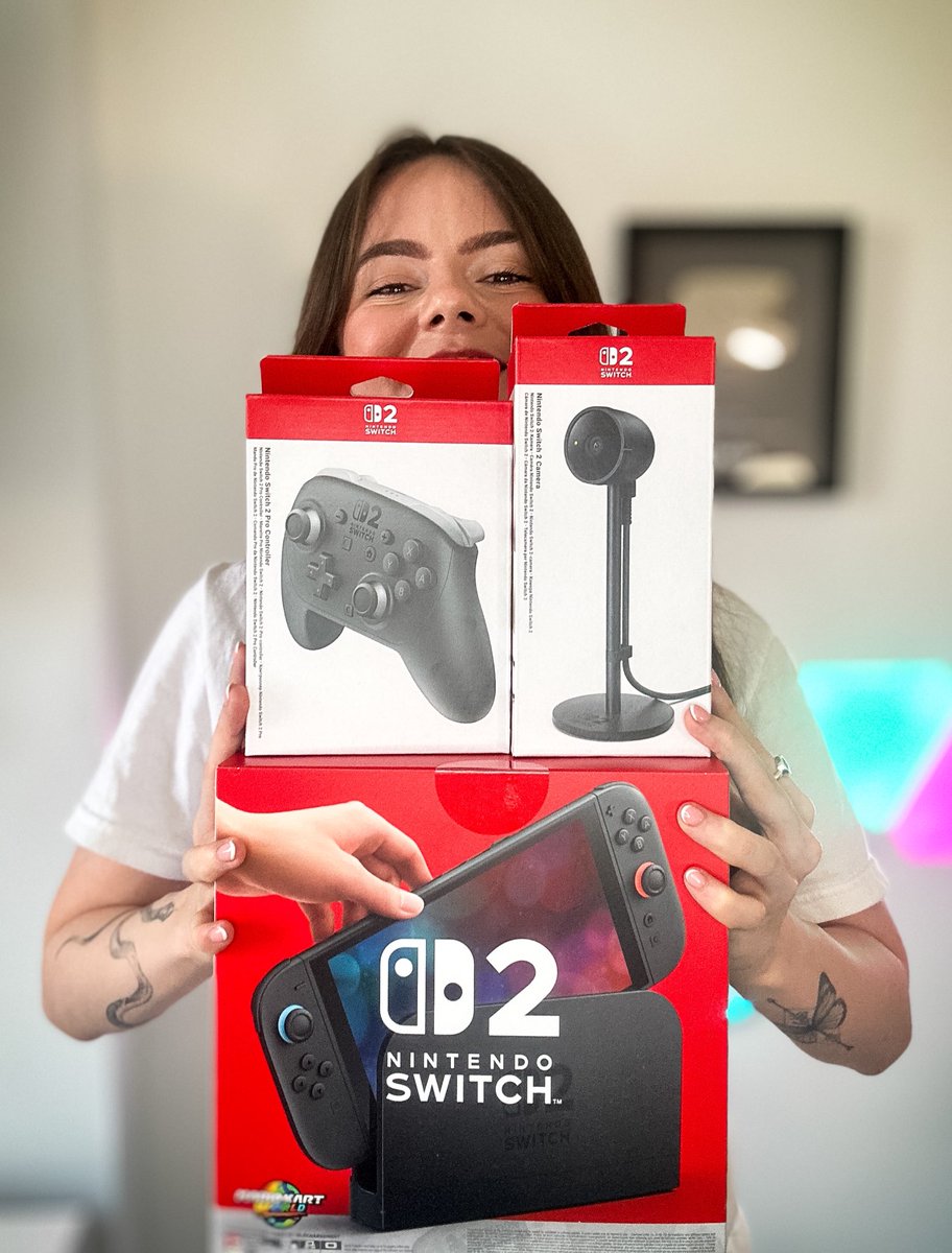 C9 EmZ / Emma (@c9emz) on Twitter photo I AM SO GASSED, TODAY I RECEIVED
THE NEW NINTENDO SWITCH 2 THANKS to <a href="/NintendoUK/">Nintendo UK</a> π
Canβt wait to play Mario Kart World with GameChat ποΈ
Reply your Switch Usernames so I can add you guys β€οΈ
#NintendoSwitch2 #MarioKartWorld #GameChat I AM SO GASSED, TODAY I RECEIVED
THE NEW NINTENDO SWITCH 2 THANKS to <a href="/NintendoUK/">Nintendo UK</a> π
Canβt wait to play Mario Kart World with GameChat ποΈ
Reply your Switch Usernames so I can add you guys β€οΈ
#NintendoSwitch2 #MarioKartWorld #GameChat