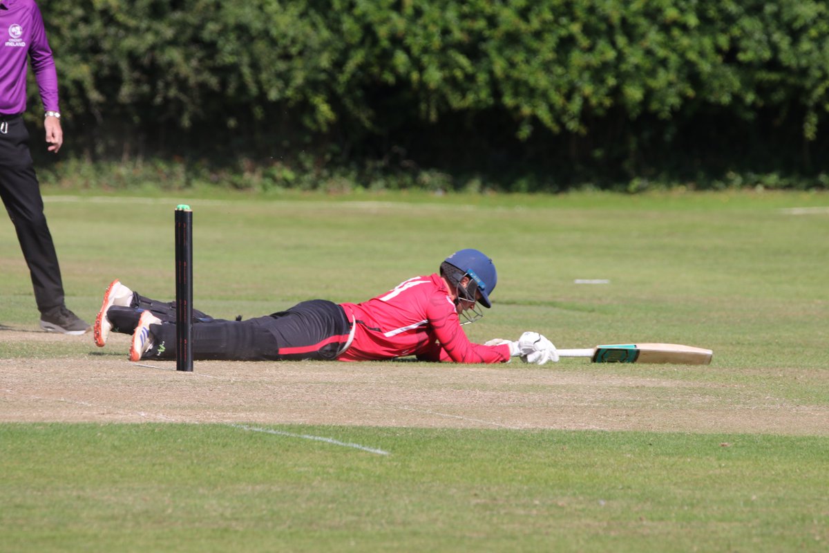 Munster Cricket (@munstercricket) on Twitter photo Munster Reds finish on 166/6.
P le Roux 64* (36)
S Donehey 35 (21)
<a href="/CL_LLightning/">Leinster Lightning</a> need 167 to win!
Score: bit.ly/3ZG1NyV
Livestream: bit.ly/4jSv6W8
#IP2025 Munster Reds finish on 166/6.
P le Roux 64* (36)
S Donehey 35 (21)
<a href="/CL_LLightning/">Leinster Lightning</a> need 167 to win!
Score: bit.ly/3ZG1NyV
Livestream: bit.ly/4jSv6W8
#IP2025