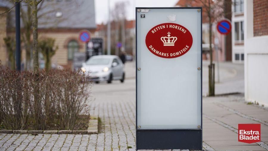 32-årig far dømt for voldtægtsforsøg mod spæd søn ekstrabladet.dk/krimi/32-aarig…