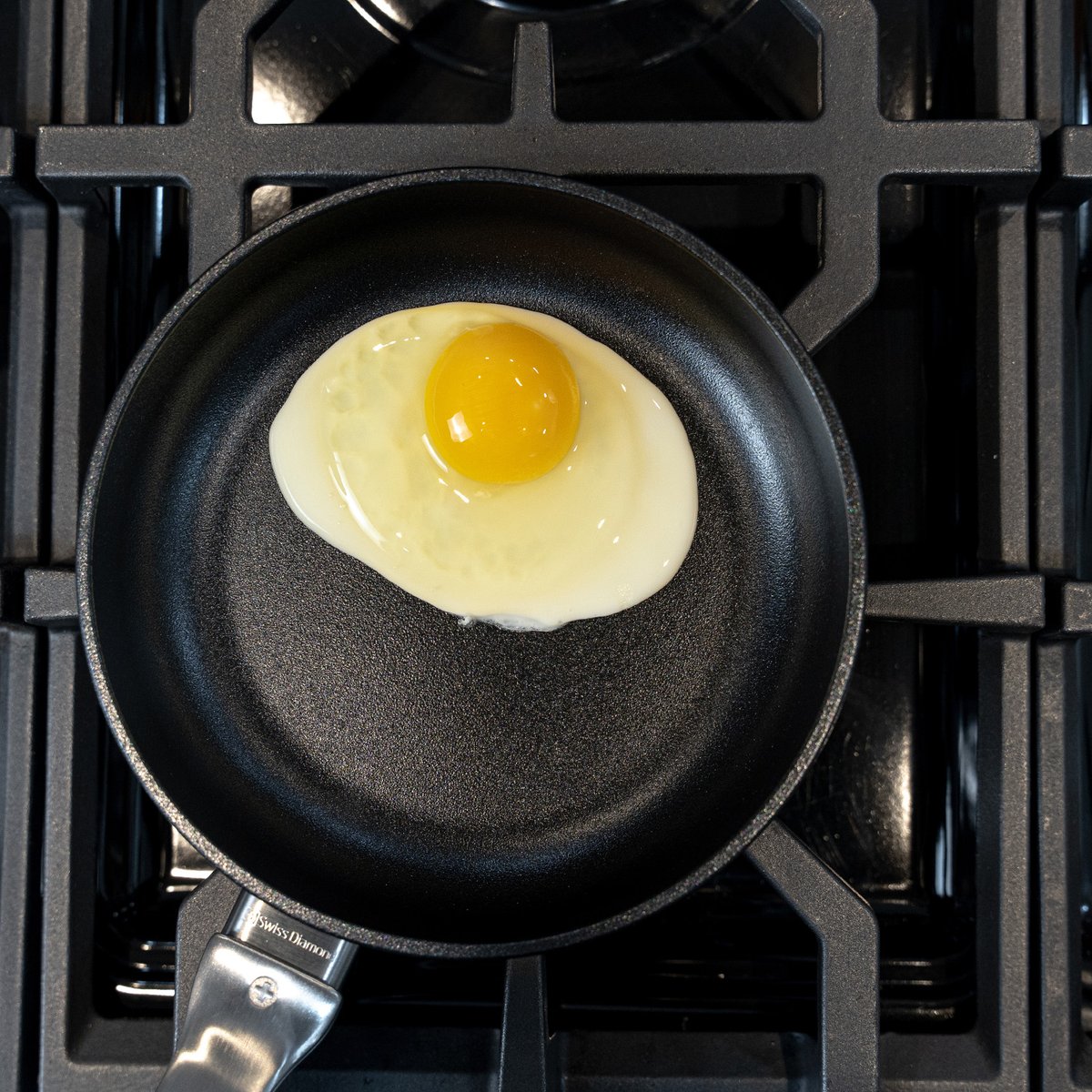 Breakfast, elevated. Our CXD pan is quickly becoming a customer favorite for good reason-flawless nonstick performance, perfect heat distribution, and a design that makes every morning easier.

It’s selling fast—don’t miss your chance to cook with what everyone’s talking about.