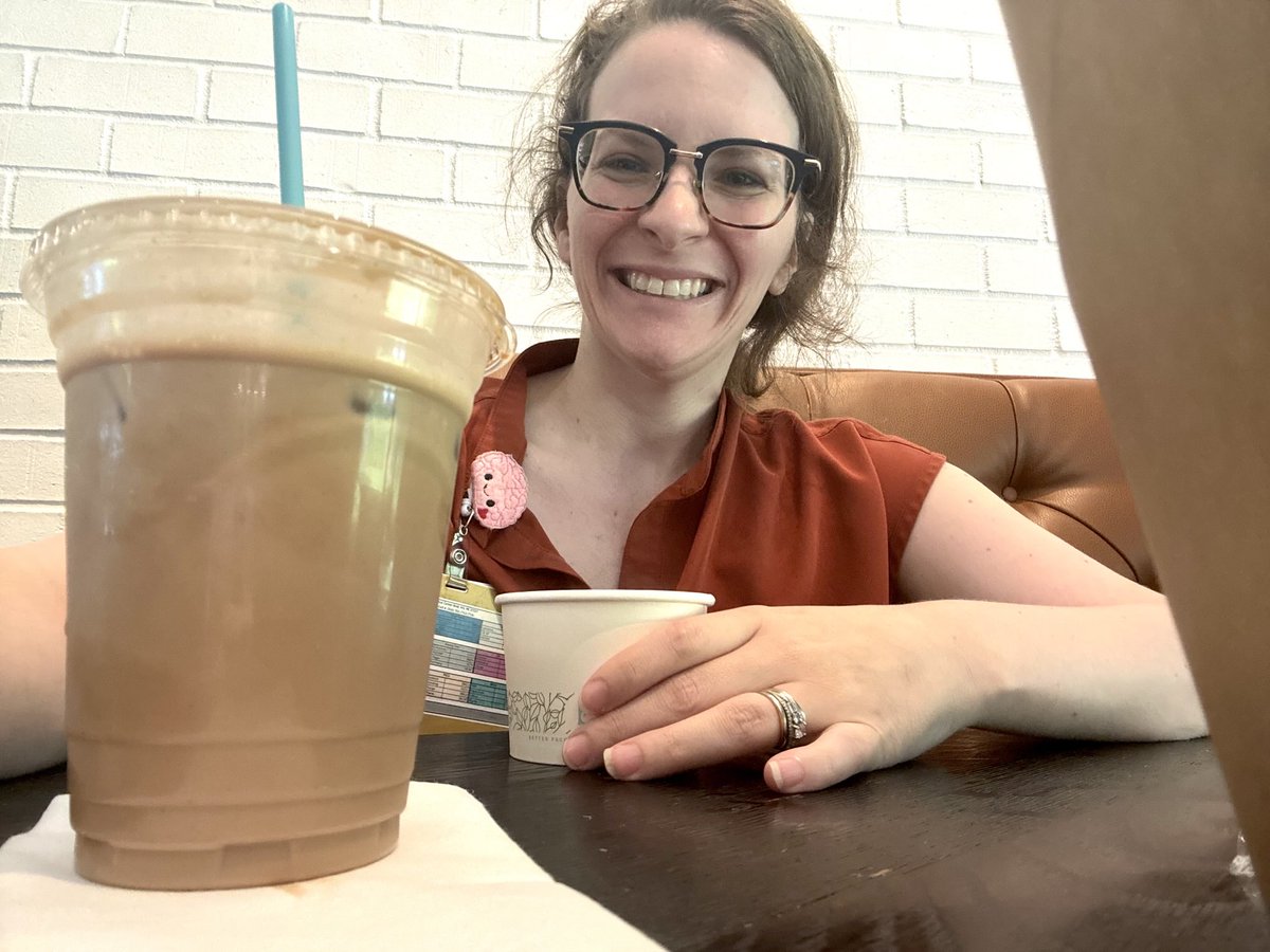 Last continuity clinic as a peds resident deserves treats from my favorite Thursday lunch spot. Not pictured is the decadent ginger molasses cookie. 

Here’s to new beginnings 🫶
#pedsforever #childneuro #roundtwo