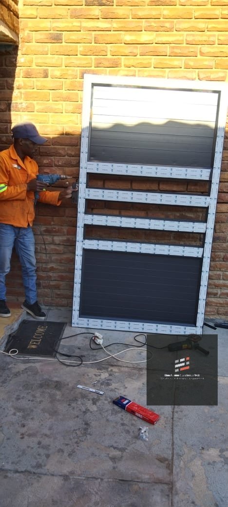 XAluminiums's tweet photo. We  Manufacture and install Aluminium windows, doors, gates etc.

WhatsApp/Call 0712593842 for a quotation.

#Lorch #Floyd | Jacob Zuma https://t.co/98EKhJUY5K