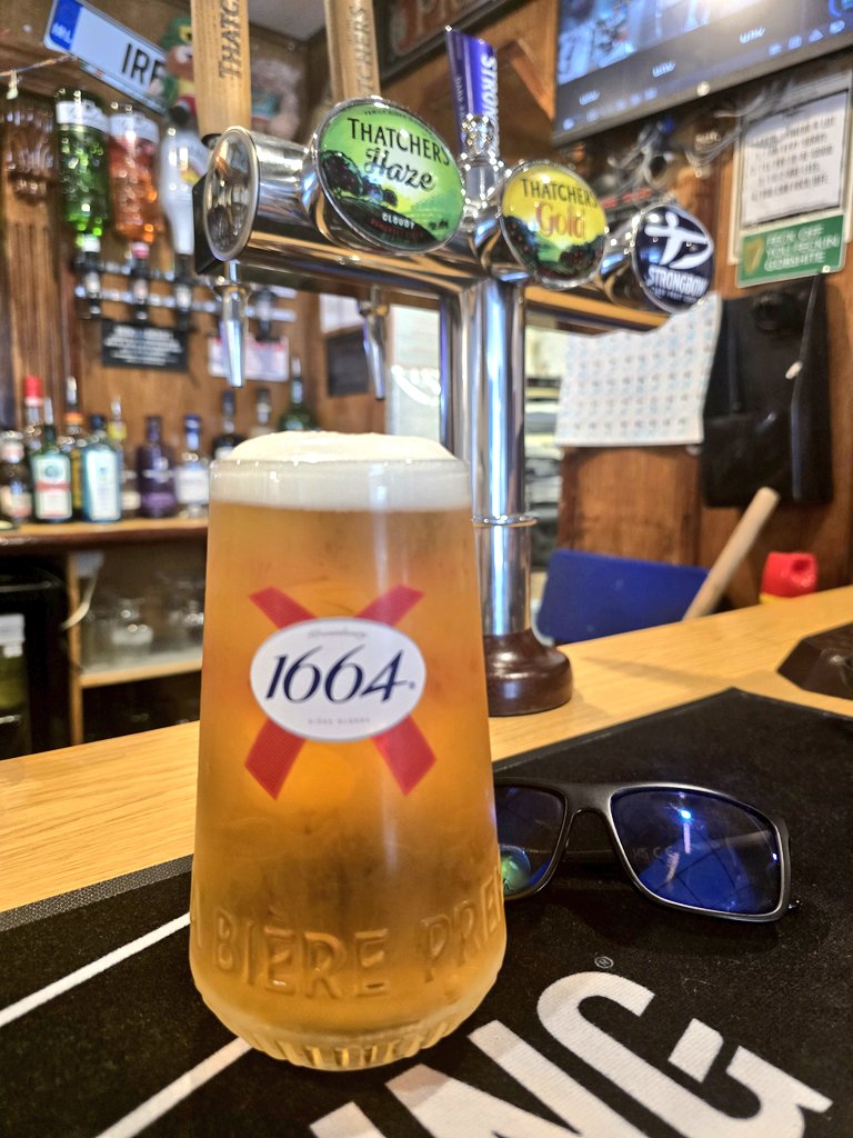 It's very important in this weather to keep hydrated 🌞