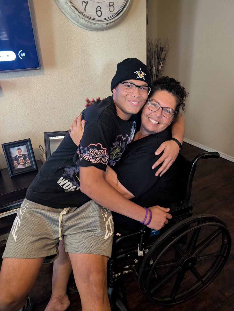 Bridget Carter (@bcarter1911) on Twitter photo My Boog got the call he been waiting for yesterday evening... #Cancer Free 💜💜💜 <a href="/Jboogie7v7/">Javontae carter</a> <a href="/DontaeCarter15/">Dontae Carter</a> Thank you all for your support and prayers 💜💜💜🙏🙏🙏 My Boog got the call he been waiting for yesterday evening... #Cancer Free 💜💜💜 <a href="/Jboogie7v7/">Javontae carter</a> <a href="/DontaeCarter15/">Dontae Carter</a> Thank you all for your support and prayers 💜💜💜🙏🙏🙏