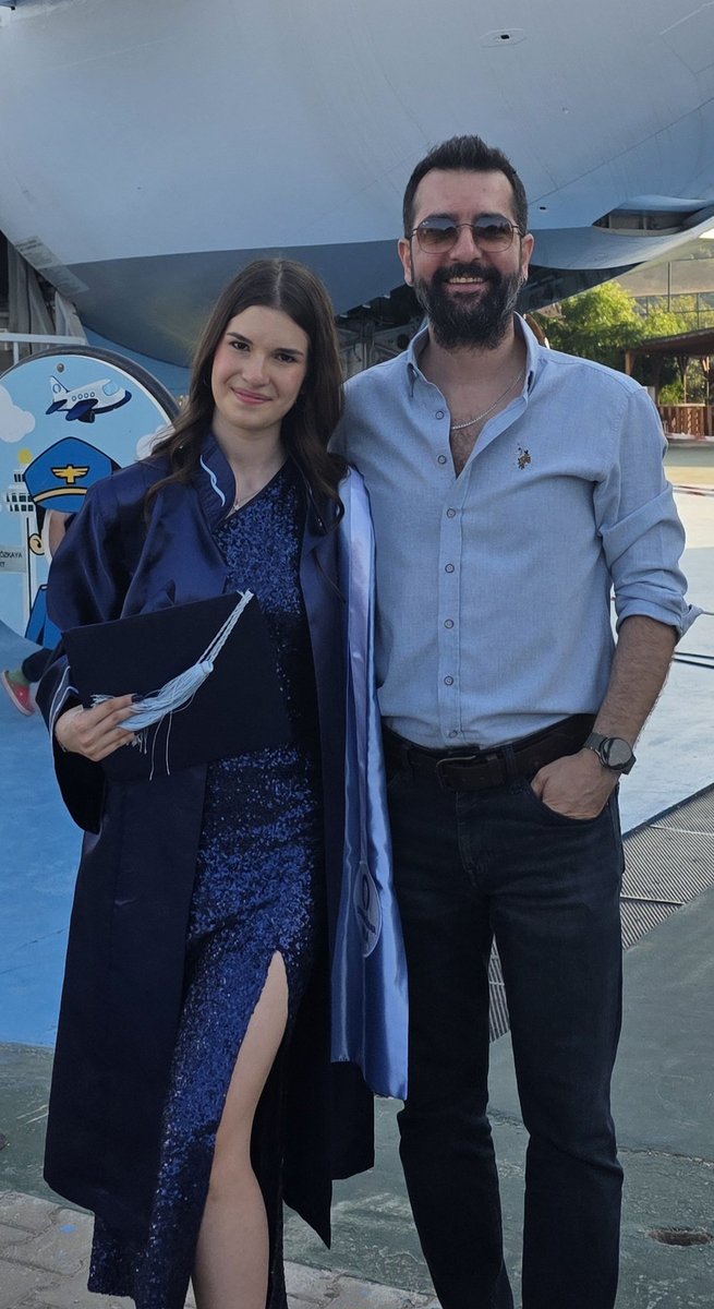 ⒺⓇⒺⓃ tweet media