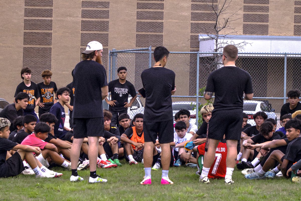 West Mesquite Soccer (@wmhsboyssoccer_) on Twitter photo Eye contact is everything…
<a href="/mesquiteisdATH/">Mesquite ISD Athletics</a> <a href="/westmesquitehs/">West Mesquite HS</a> <a href="/West_SideATH/">West Mesquite Athletics</a> Eye contact is everything…
<a href="/mesquiteisdATH/">Mesquite ISD Athletics</a> <a href="/westmesquitehs/">West Mesquite HS</a> <a href="/West_SideATH/">West Mesquite Athletics</a>