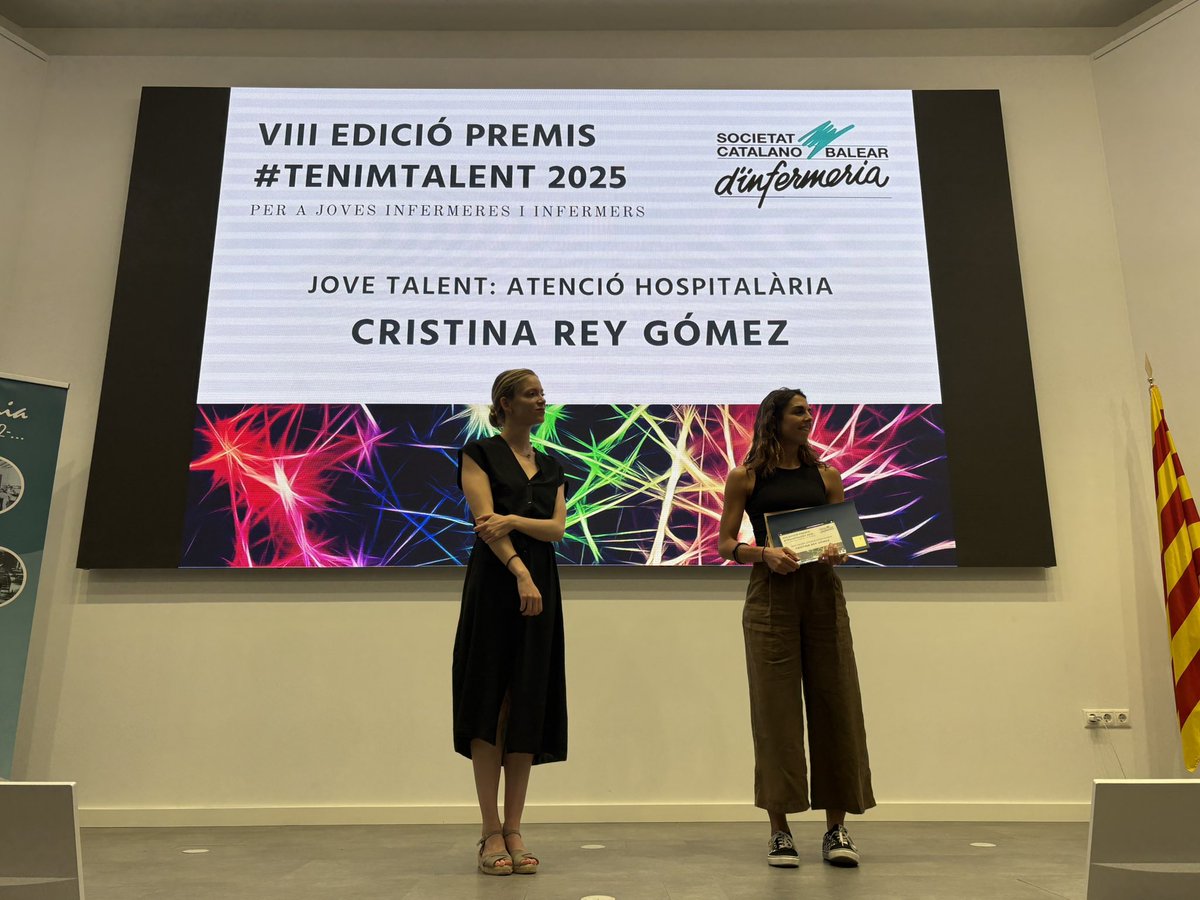 🏆 Jove Talent en Atenció Hospitalària:
👏 Cristina Rey Gómez, infermera polivalent de la UCIP de l’Hospital Sant Joan de Déu.
💬 «Compromís, tècnica i dedicació al servei dels més petits.»