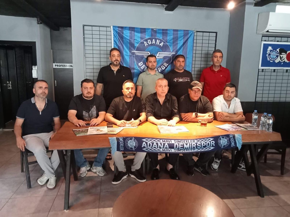 #AdanaDemirspor’un içinde bulunduğu mali kriz nedeniyle harekete geçen taraftar grubu Şimşekler, kulübü borç batağından çıkarmak için yardım kampanyası başlattı.