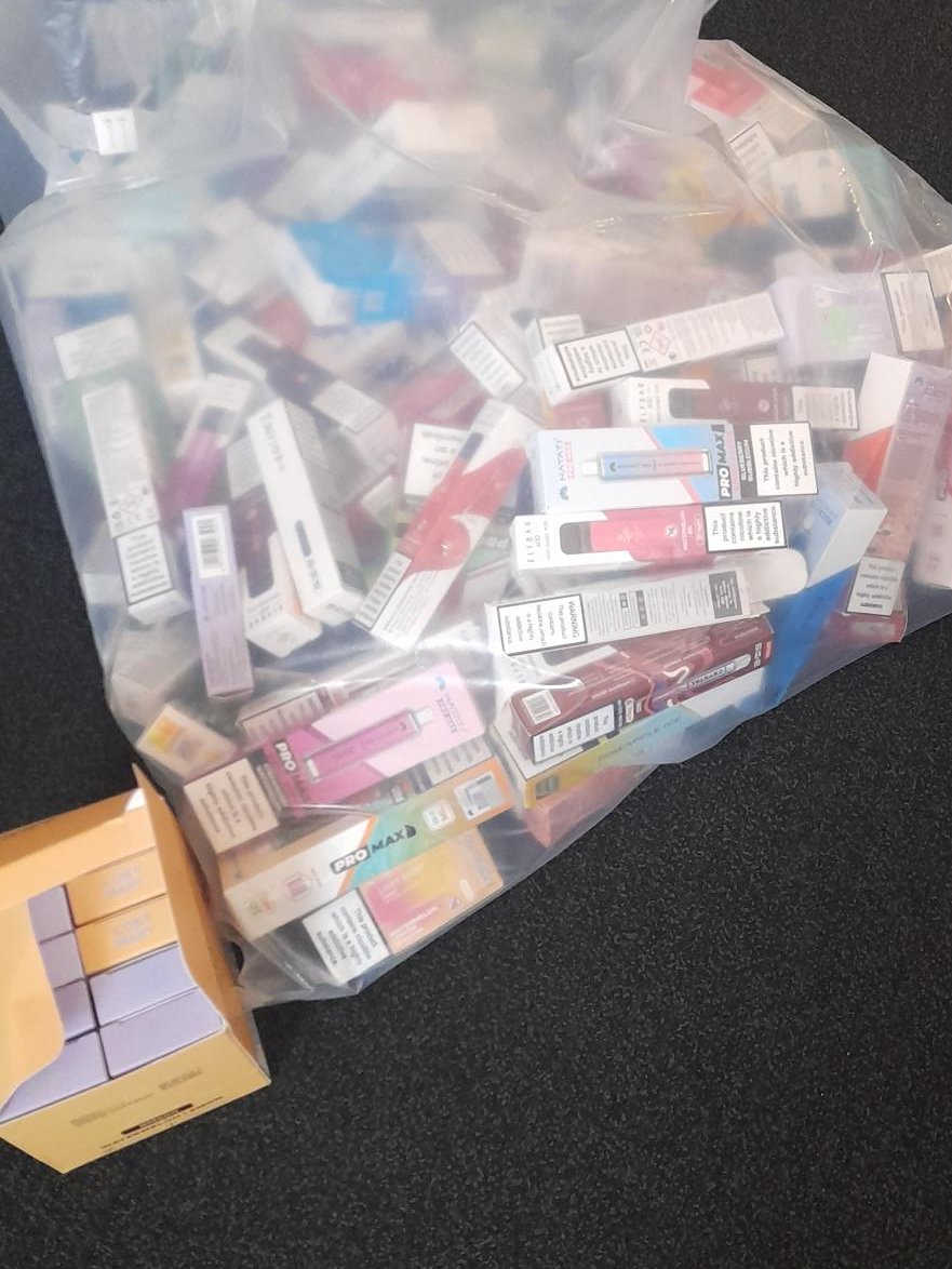 Trading Standards (@nottmcityts) on Twitter photo Today <a href="/NottmCityTS/">Trading Standards</a> visited shops in the city centre.
We seized 145 illegal vapes from one shop.
⏹️Know someone selling illegal vapes or tobacco products?
📷Report it to <a href="/CitizensAdvice/">CitizensAdvice</a> on 0808 223 1133. Today <a href="/NottmCityTS/">Trading Standards</a> visited shops in the city centre.
We seized 145 illegal vapes from one shop.
⏹️Know someone selling illegal vapes or tobacco products?
📷Report it to <a href="/CitizensAdvice/">CitizensAdvice</a> on 0808 223 1133.
