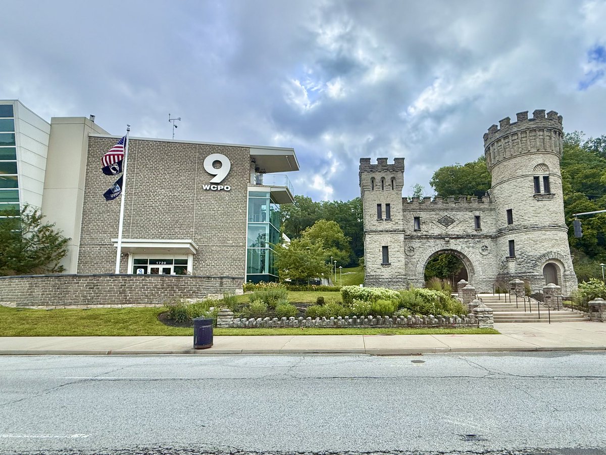 Making sure our little ballerina is registered for next year at the Cincinnati Ballet Otto M. Budig Academy! 🩰 (Pretty easy when you work across the street from the Cincinnati Ballet!) 😃
