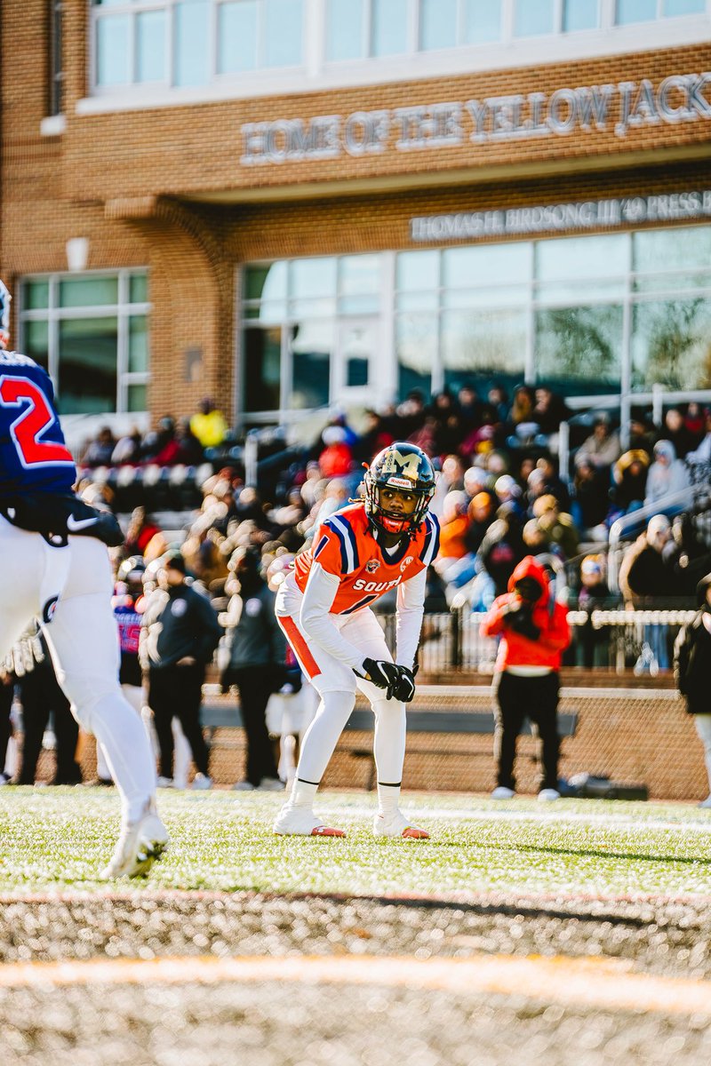 25 highschool games played(2 years)
7 ints
2 pick 6’s
16 pbu’s
2 FR for td
5 FF
4 sacks 
16 TFL
72 tackles 
4 defensive td’s 
hudl.com/v/2SDwWj
attending fork union military academy this fall