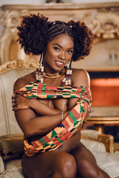 Ana Fuckin Foxxx - 3 pic. Happy Juneteenth everyone 🤎 Photos by @deancapture 🥂 https://t.co/kOkxUkfjQj