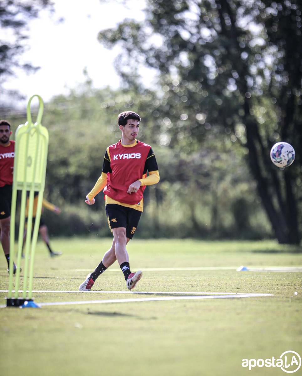 👊🏻 No paramos. ¡Vamos nosotros! 

#VamosLegendario🟡⚫️