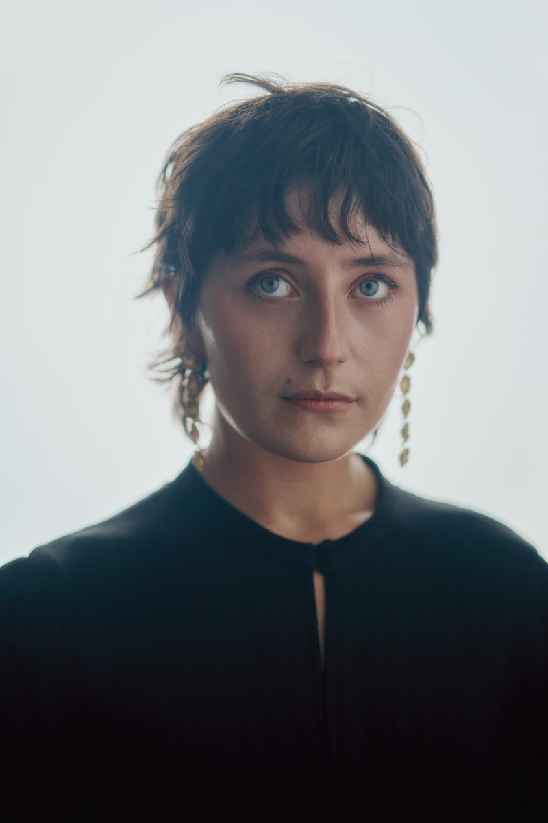 Catch #LibbyMai as Hope in #pushers tonight 10pm <a href="/Channel4/">Channel 4</a> 
lipservice.co.uk/artist/libby-m…