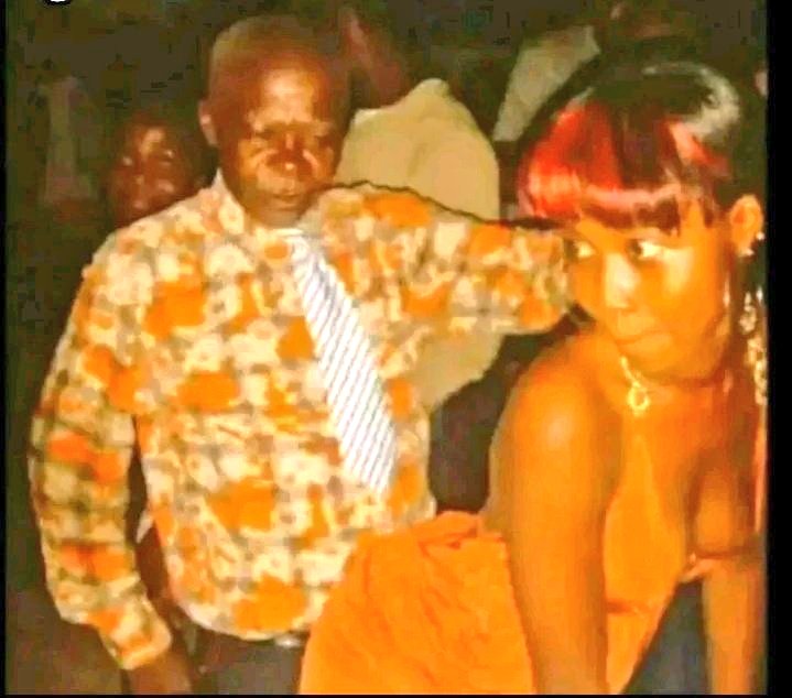 Baadae aje kusema pesa za pensheni zina majini..!!😂😁🙌
