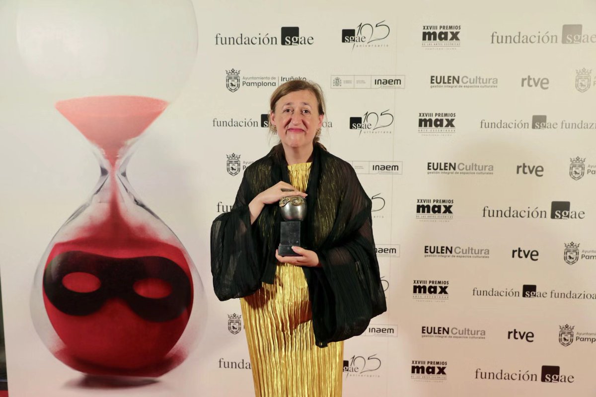 PuntodeVistaed (@puntodevistaed) on Twitter photo ¡Felicidades a Itziar Pascual por el Premio Max 2025 a la Mejor Autoría Teatral!
«Pepito (Una historia de vida para niños y abuelos)» es una obra sensible y reflexiva que nos enorgullece tener en nuestro catálogo.
<a href="/PremiosMax/">Premios Max</a> ¡Felicidades a Itziar Pascual por el Premio Max 2025 a la Mejor Autoría Teatral!
«Pepito (Una historia de vida para niños y abuelos)» es una obra sensible y reflexiva que nos enorgullece tener en nuestro catálogo.
<a href="/PremiosMax/">Premios Max</a>
