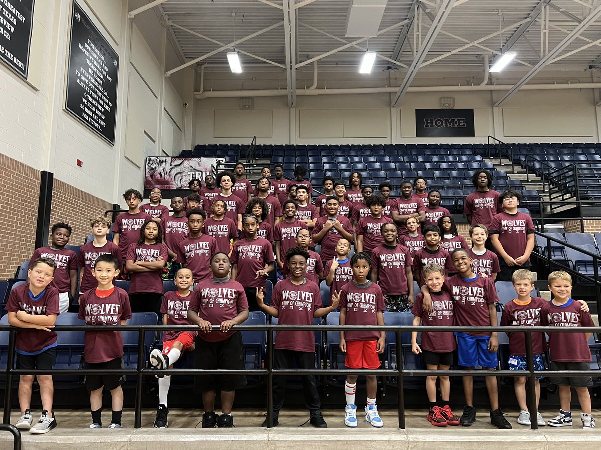 TIMBERVIEW BASKETBALL (@tviewbasketball) on Twitter photo Saved the best day of camp for the last day‼️
Got to hear great words of encouragement from our <a href="/MISDathletics/">MISD Athletics Dept.</a> Executive Director of Athletics. Speaking on the importance of relationships, and choosing true JOY over happiness🔥🔥
Had a blast all week‼️‼️ Saved the best day of camp for the last day‼️
Got to hear great words of encouragement from our <a href="/MISDathletics/">MISD Athletics Dept.</a> Executive Director of Athletics. Speaking on the importance of relationships, and choosing true JOY over happiness🔥🔥
Had a blast all week‼️‼️