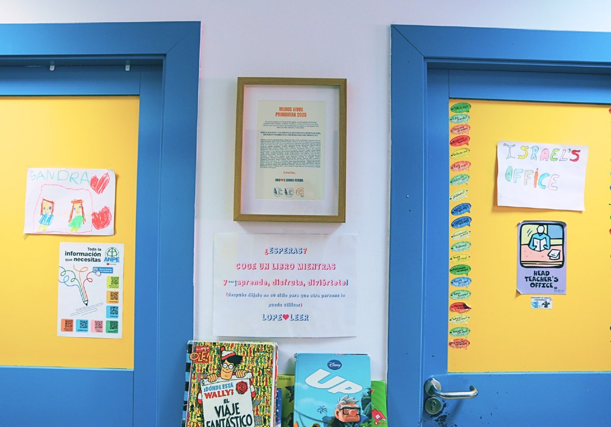 🧡 ¡GRACIAS, MECENAS!
Esta imagen es más que una lista de nombres: es un reconocimiento colectivo a todas las personas que hicieron posible el arranque de MuRoS ViVoS con su apoyo, cariño y confianza desde el minuto uno.