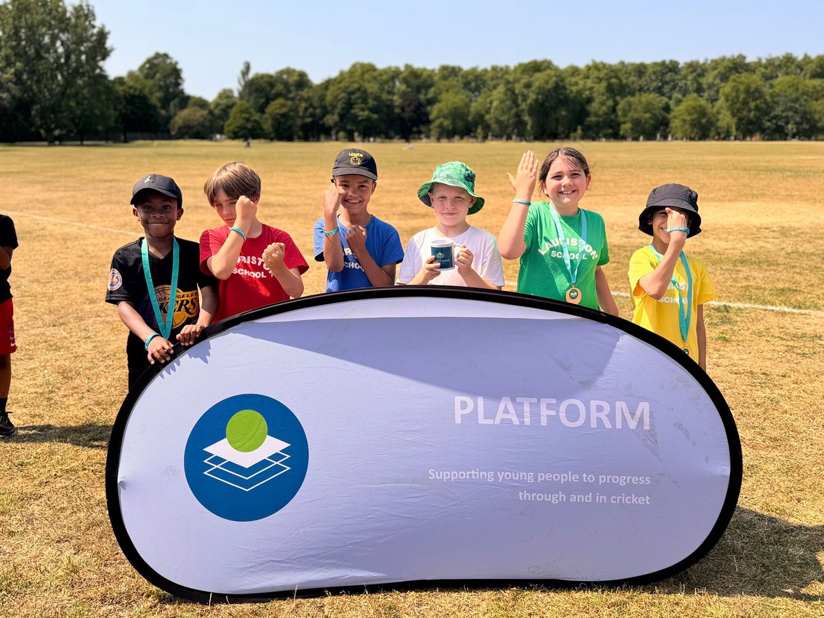 The #Bow and #OldFord festival has concluded in Victoria park. Well done to all the schools, with more than 150 children taking part. 🥇Old Ford 🥈<a href="/GlobeSchool/">Globe Primary School</a> and 🥉Lauriston.