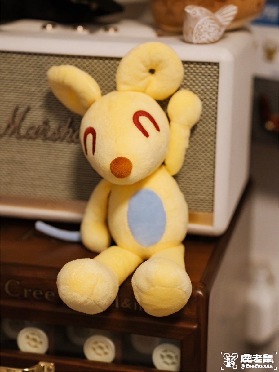 🪡🧵【手作】25cm的立体版拍老鼠🧀🐭
算是第一个完整从油泥打版开始制作的作品；4月时候不在家所以断断续续做了挺久的，除了刺绣之外都是全手缝。
#老鼠宇宙 #Moultiverse 
#自作ぬい #plush