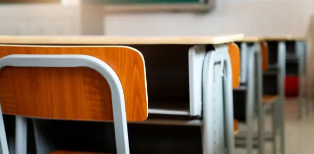 إذا استطعت الحفاظ على عقلية المتعلم ..
فأنت شخص عظيم
وستحقق نجاحات كبيرة 

فأول مراحل السقوط هو الشعور بالامتلاء والاكتفاء