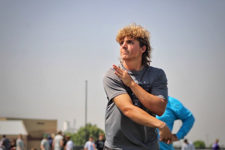 Press Pass Sports reporter <a href="/KVIIsportsguy/">Lee Baker</a> chatted with Randall gunslinger <a href="/Kaison66626646/">Kaison Benton</a> during the Air It Out 🏈 camp. Check it out at the 🔗 #txhsfb.
🔗 presspass.news/air-it-out-foo…