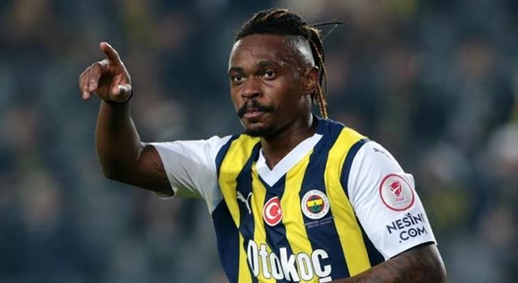 Yağız Sabuncuoğlu: Antalyaspor, Fenerbahçe'den Lincoln Henrique'yi istiyor.