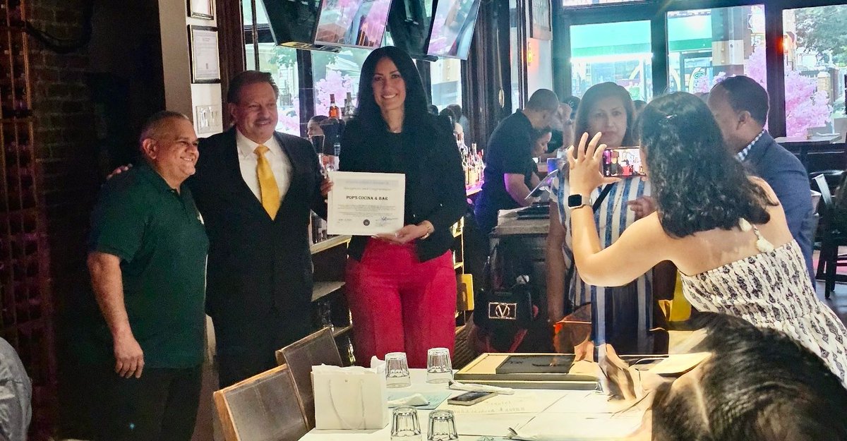 Last night, I was pleased to meet with Community Board 9 as they socialized and had dinner at Pop’s Cocina &amp; Bar in Woodhaven and to present the restaurant/bar with a Senate Citation.