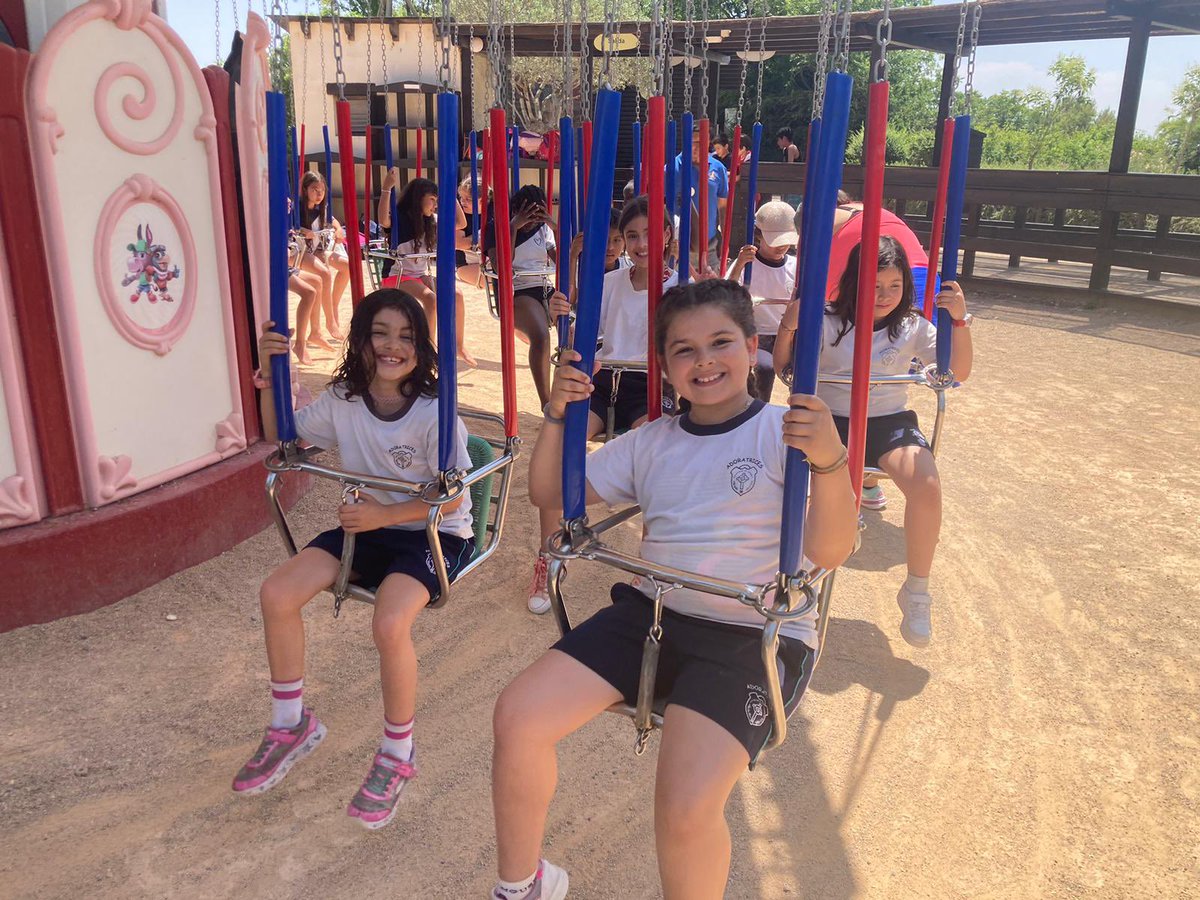 Colegio Adoratrices Logroño tweet media