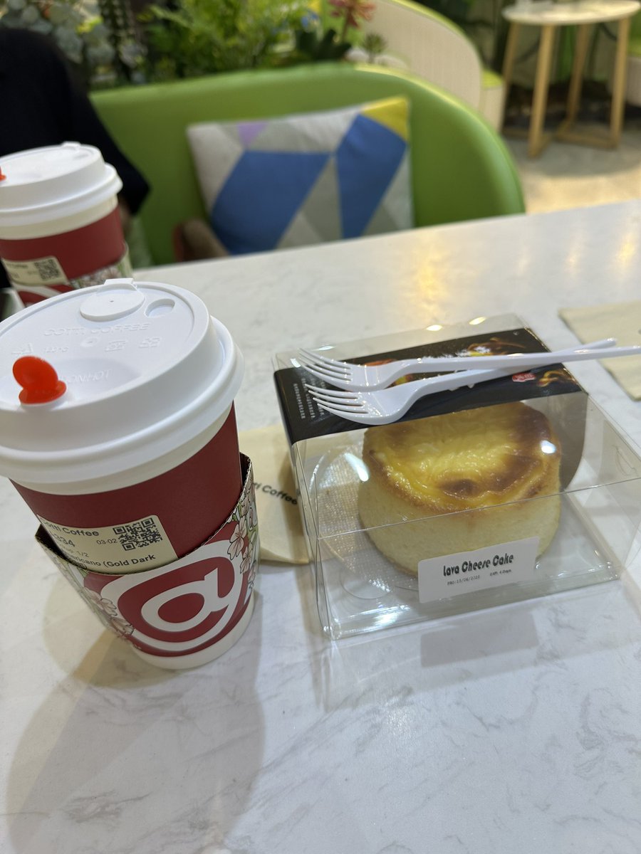 josh6501's tweet photo. What a day…
without coffee…

#Discoverygardens
 #Dubai 
#dayoff 
#coffelover https://t.co/XsapLoQ9M9