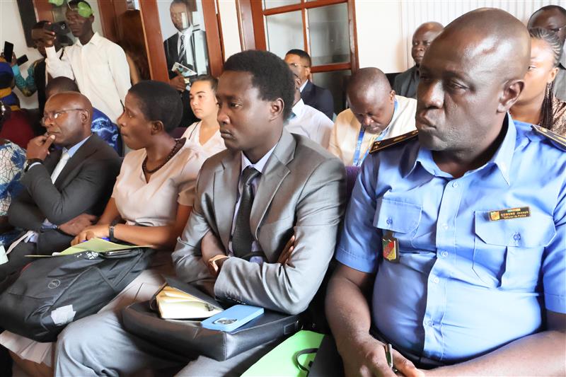 M. <a href="/diop_abdel/">Abdel Rahmane DIOP</a>, Chef de Mission de l’OIM🇨🇲, en visite au #CIDP à Yaoundé. A cette occasion, une table ronde a exploré la #migration comme levier de #DéveloppementDurable pour la jeunesse africaine. Dialogue, inclusion, partenariats étaient au menu des échanges! #Jeunesse #OIM